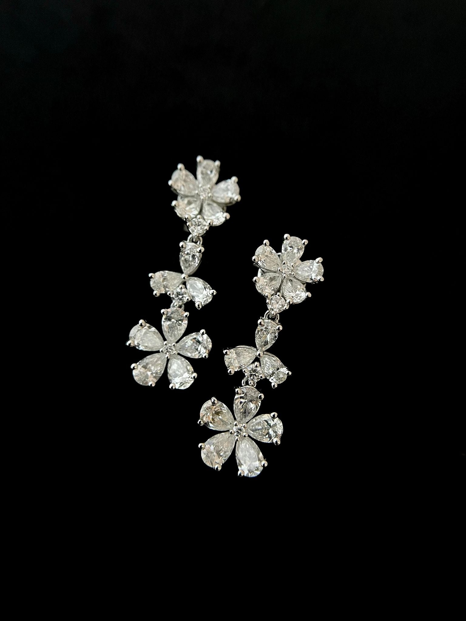 Fancy Floral Diamond Earring