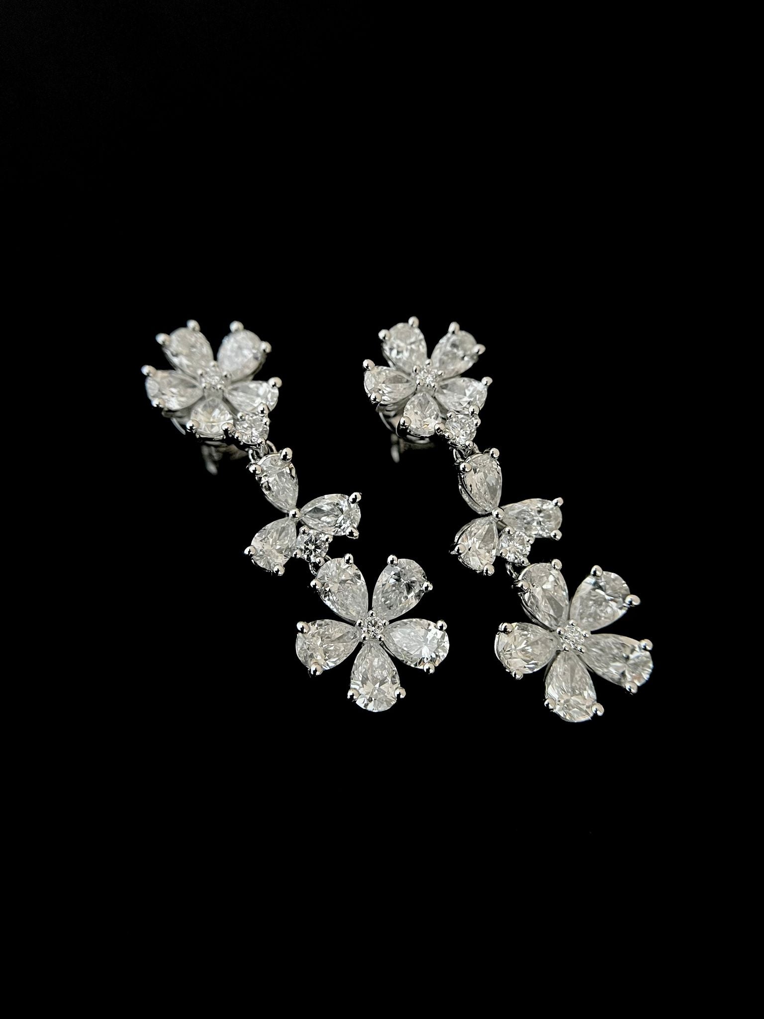 Fancy Floral Diamond Earring