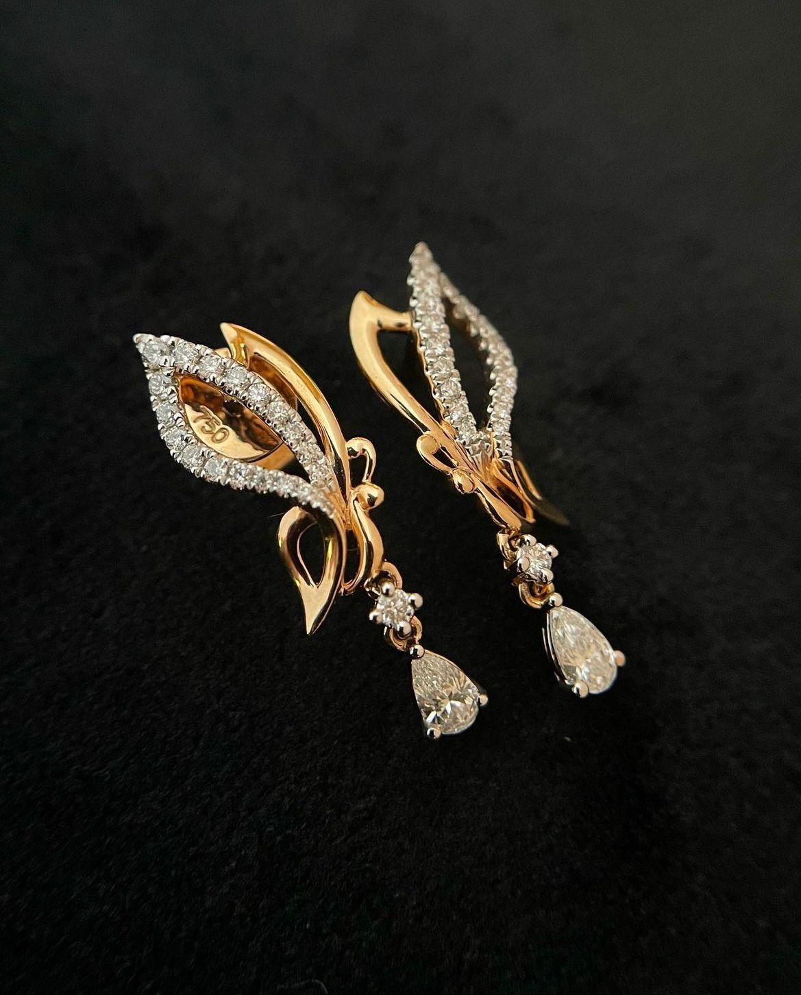 Butterfly Dangling Diamond Earring