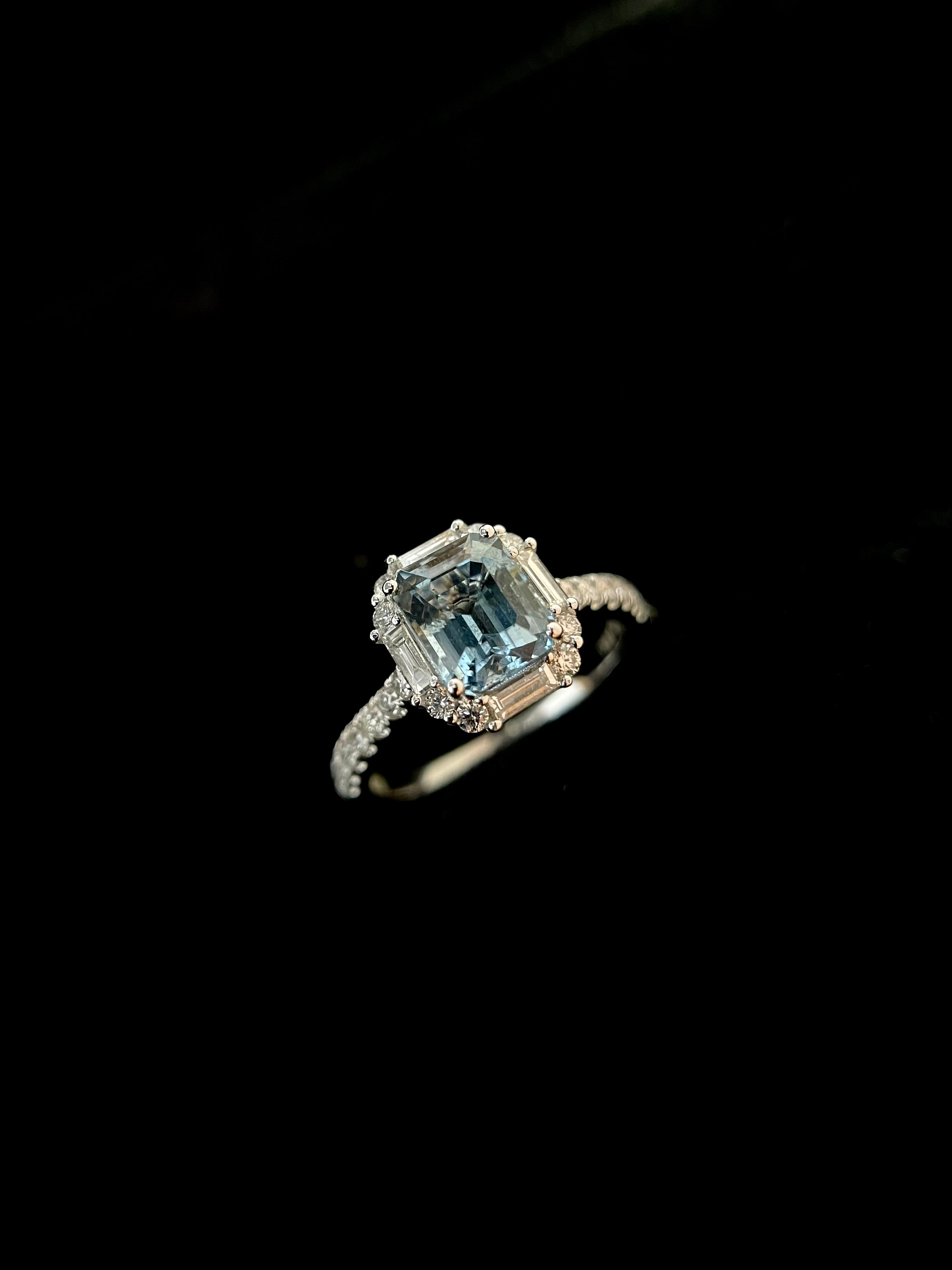 Santa Maria Baguette Diamond Ring